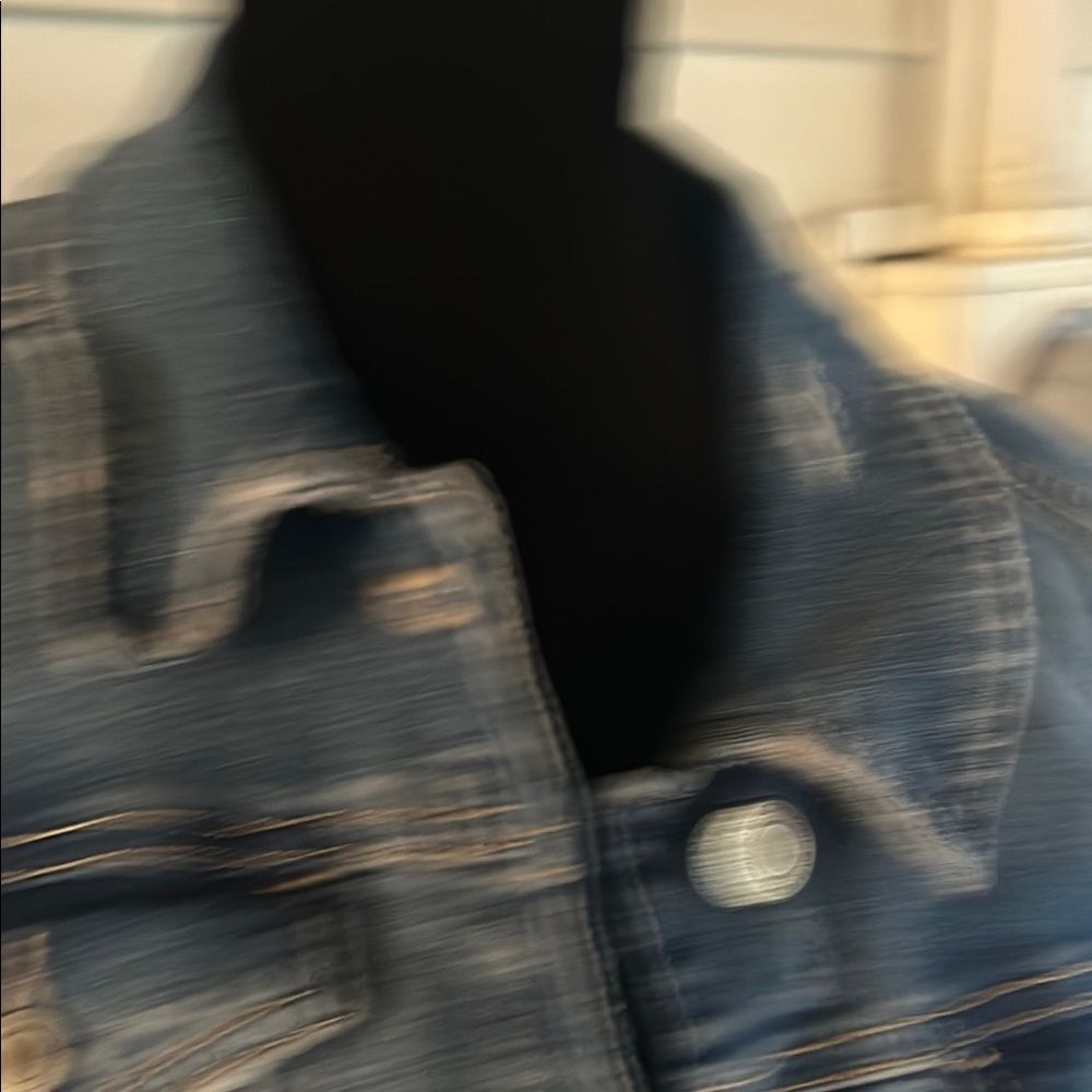 NWT SO Essential Denim Jacket Medium   E - Picture 7 of 9
